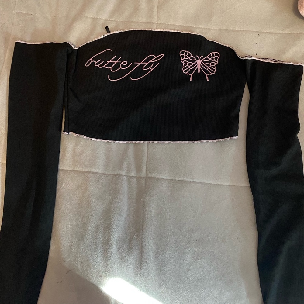 butterfly off the shoulder top